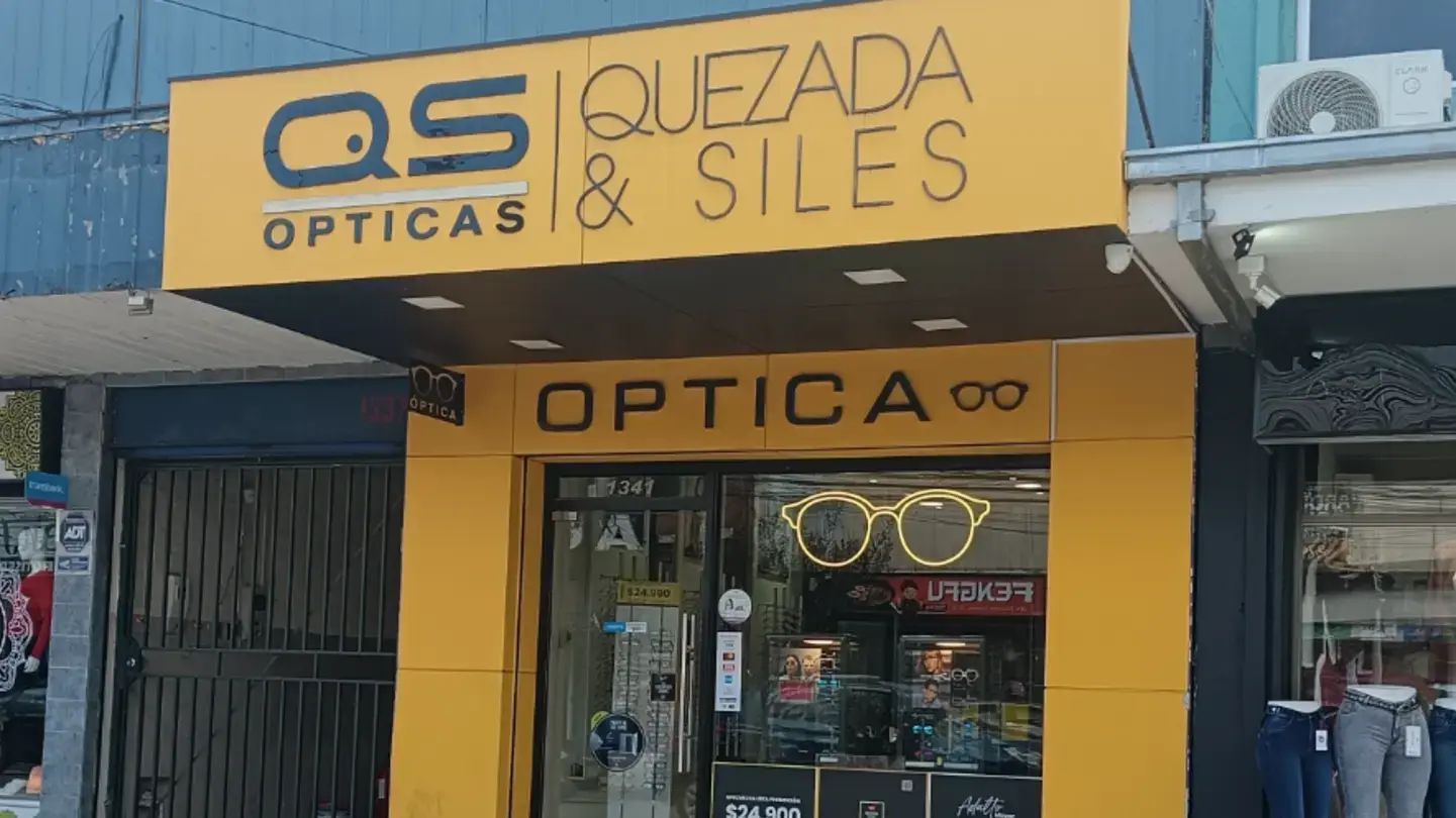 Portada de Ópticas QS 1 Norte