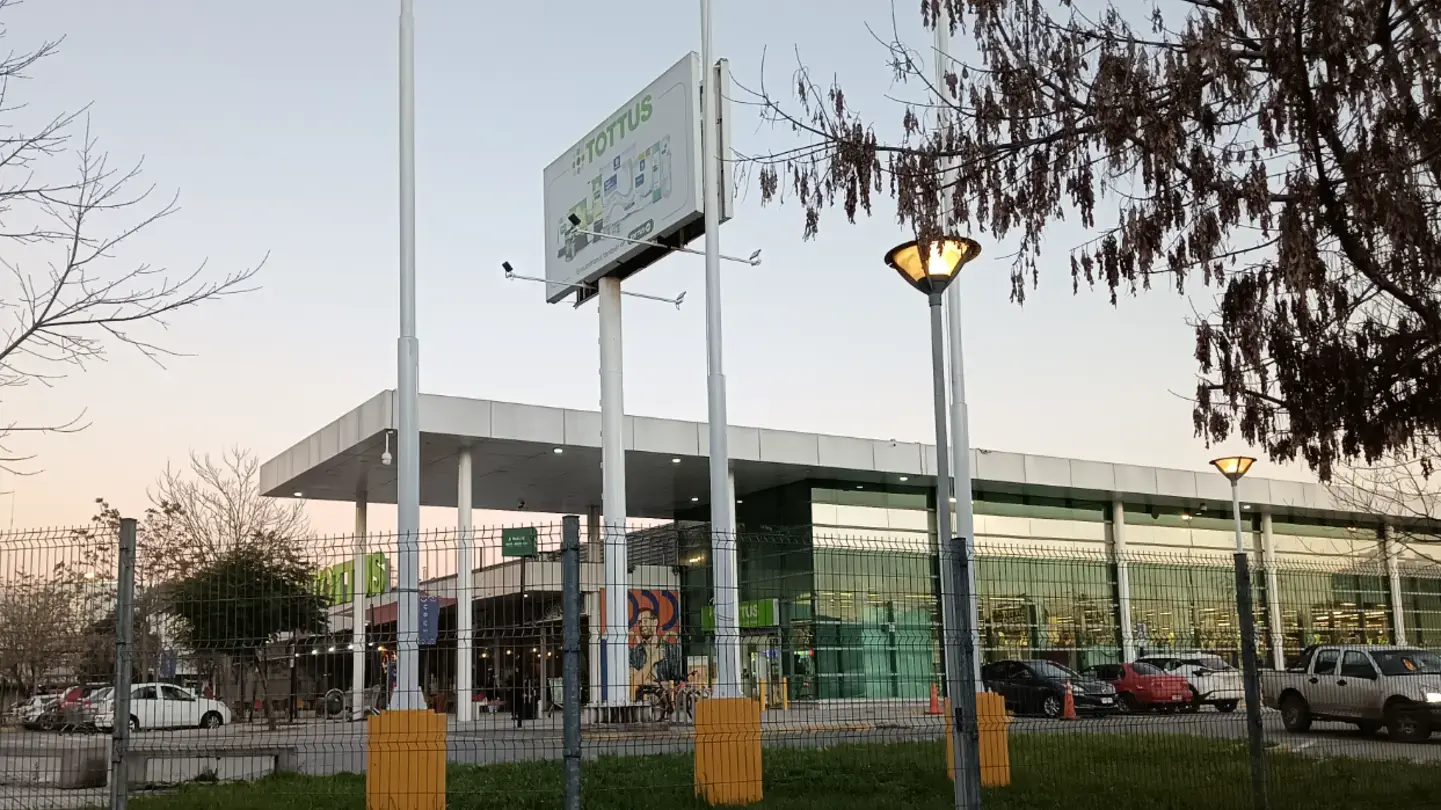 Portada de Tottus Alameda