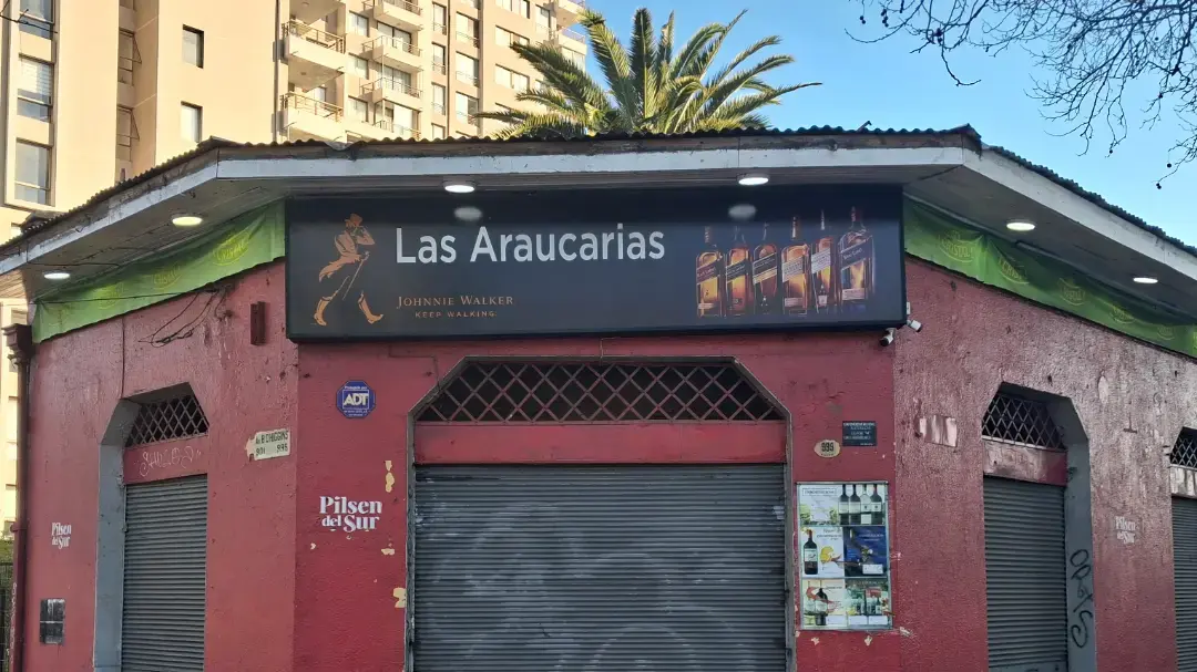 Portada de Botillería Las Araucarias