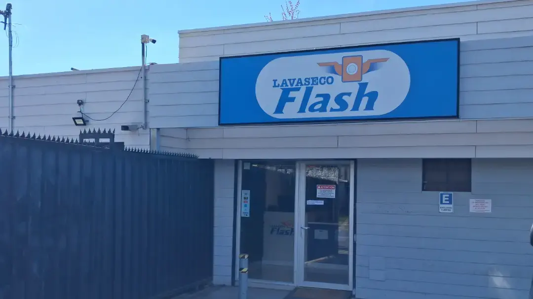Portada de Lavaseco Flash Oriente