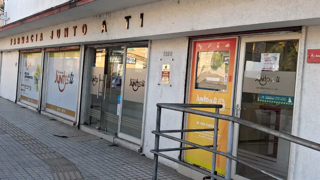 Portada de Farmacia Junto a Ti 5 Oriente