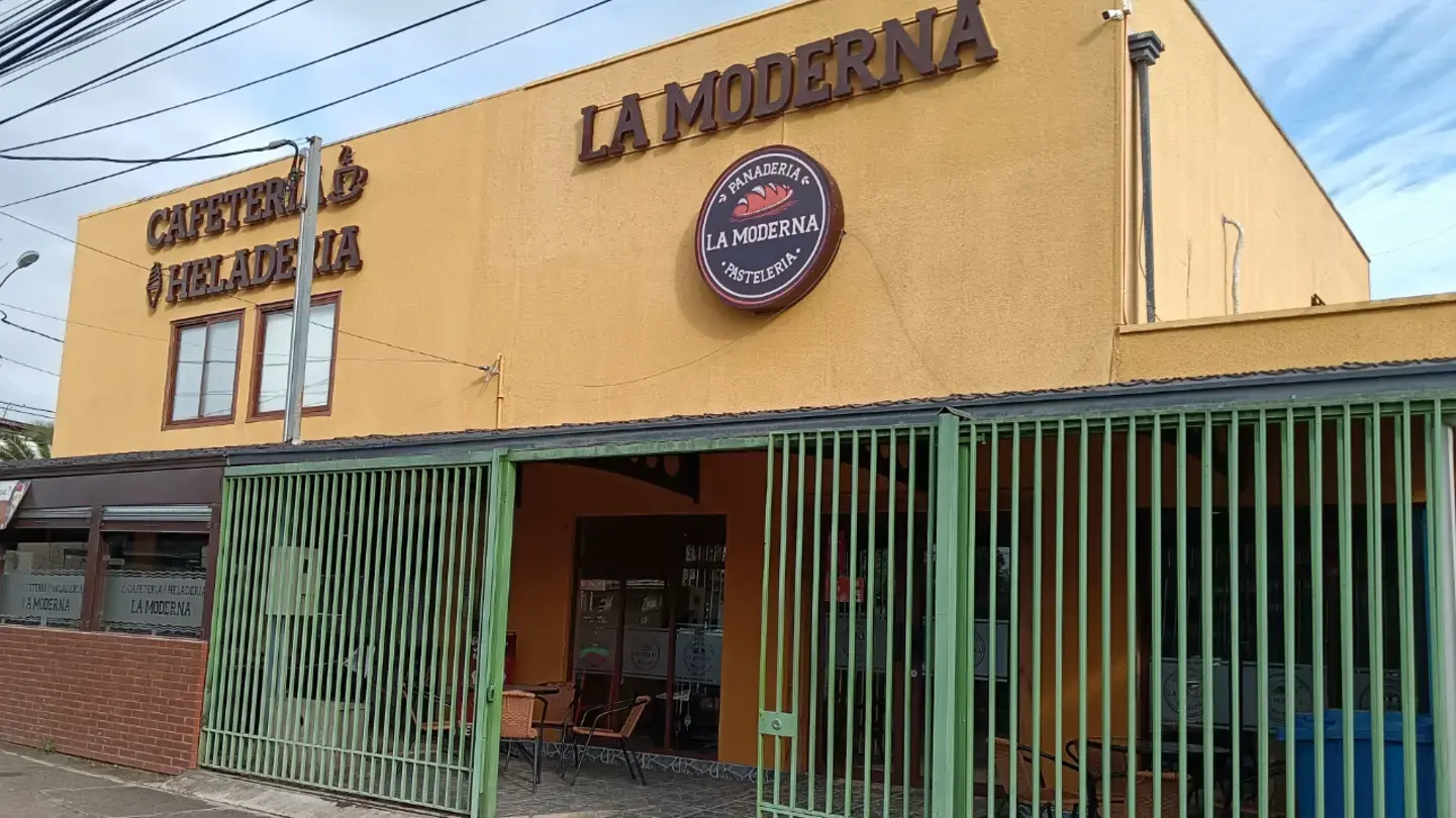 Portada de La Moderna Av. Duao