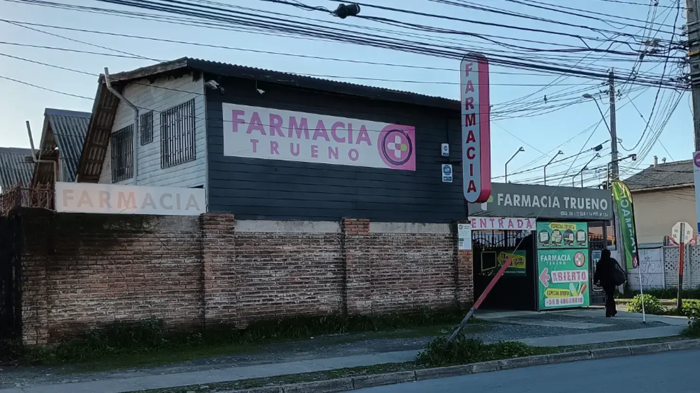 Portada de Farmacia Trueno